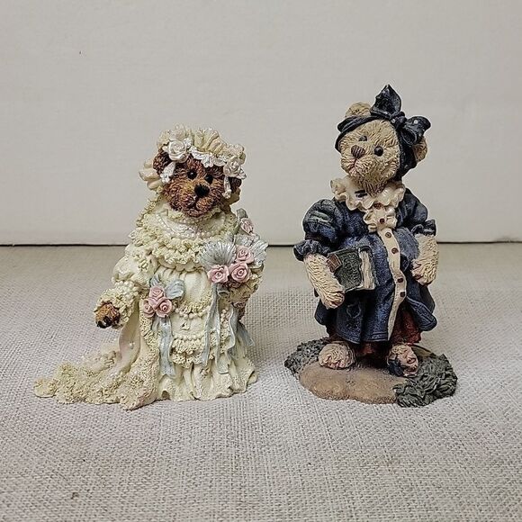 2 Boyds Bears and Friends "Bailey as the Bride" and Momma McBear...Anticipation" - Picture 1 of 9